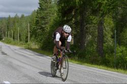 开云平台-紫百合与红黑的圣西罗独白，一场意甲焦点战，撕裂了勇士与步行者跨越时空的镜像对决