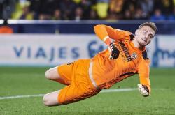 开云体育平台APP-包含比利亚雷亚尔主教练计划调整战术，迎接新挑战的词条