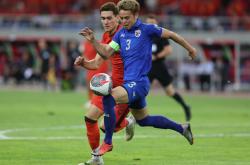 开云APP-亚洲足球运动员在国际赛事中脱颖而出