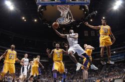 开云官方app入口-利拉德时刻降临CBA，江苏惊天逆转辽宁，他如何点燃赛场？