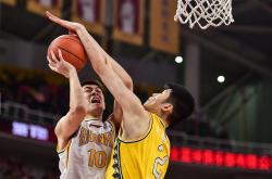 开云体育下载-包含中国强势加拿大，德容一己之力扛起全队的词条