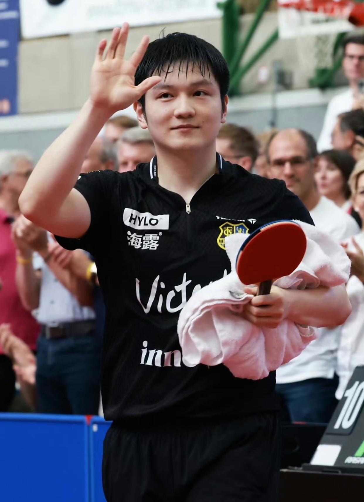 法国队翻盘日本队,樊振东统治全场的简单介绍 法国队翻盘日本队,樊振东统治全场的简单介绍