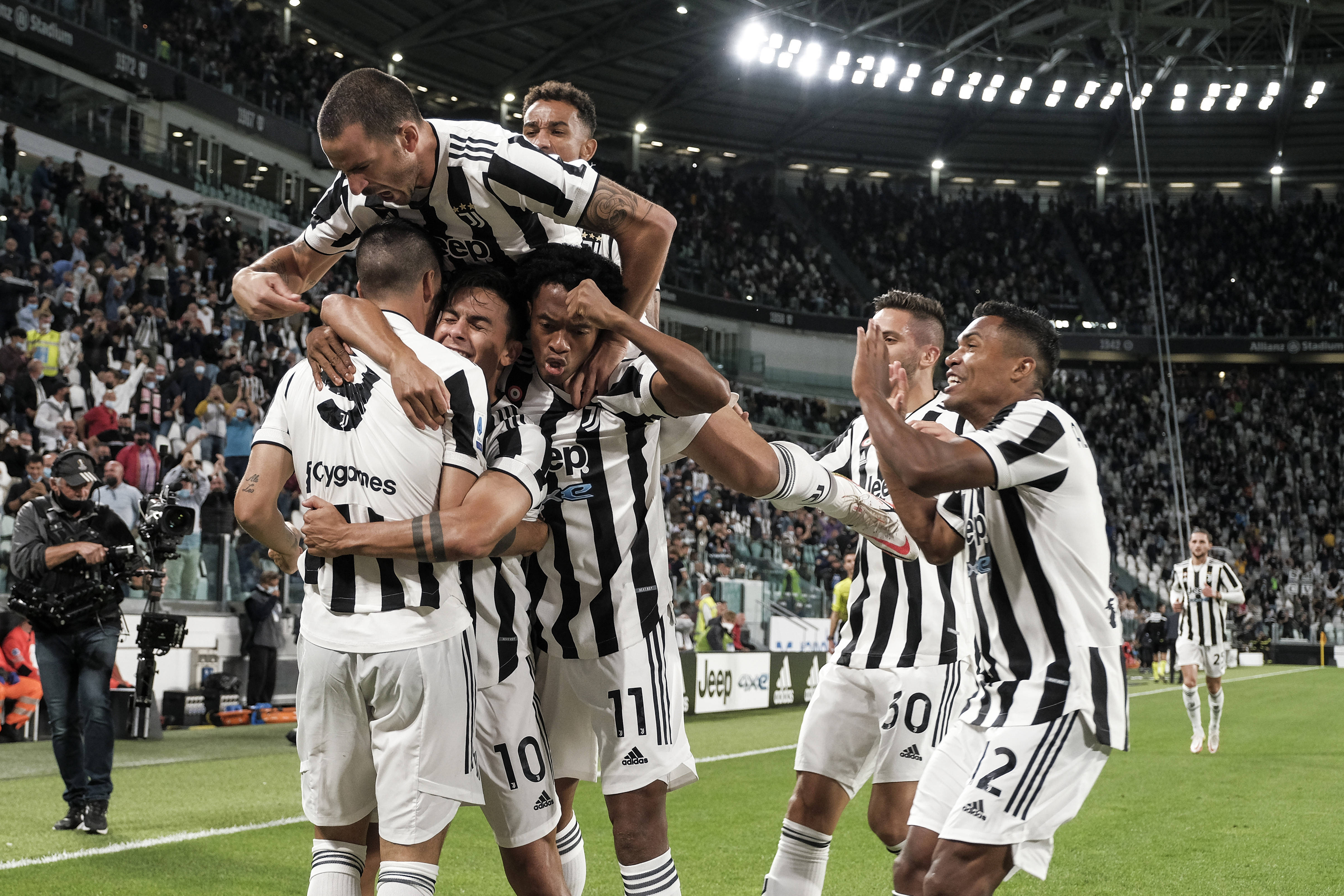 尤文图斯主场大获全胜,意甲排名稳定 尤文图斯主场大获全胜,意甲排名稳定