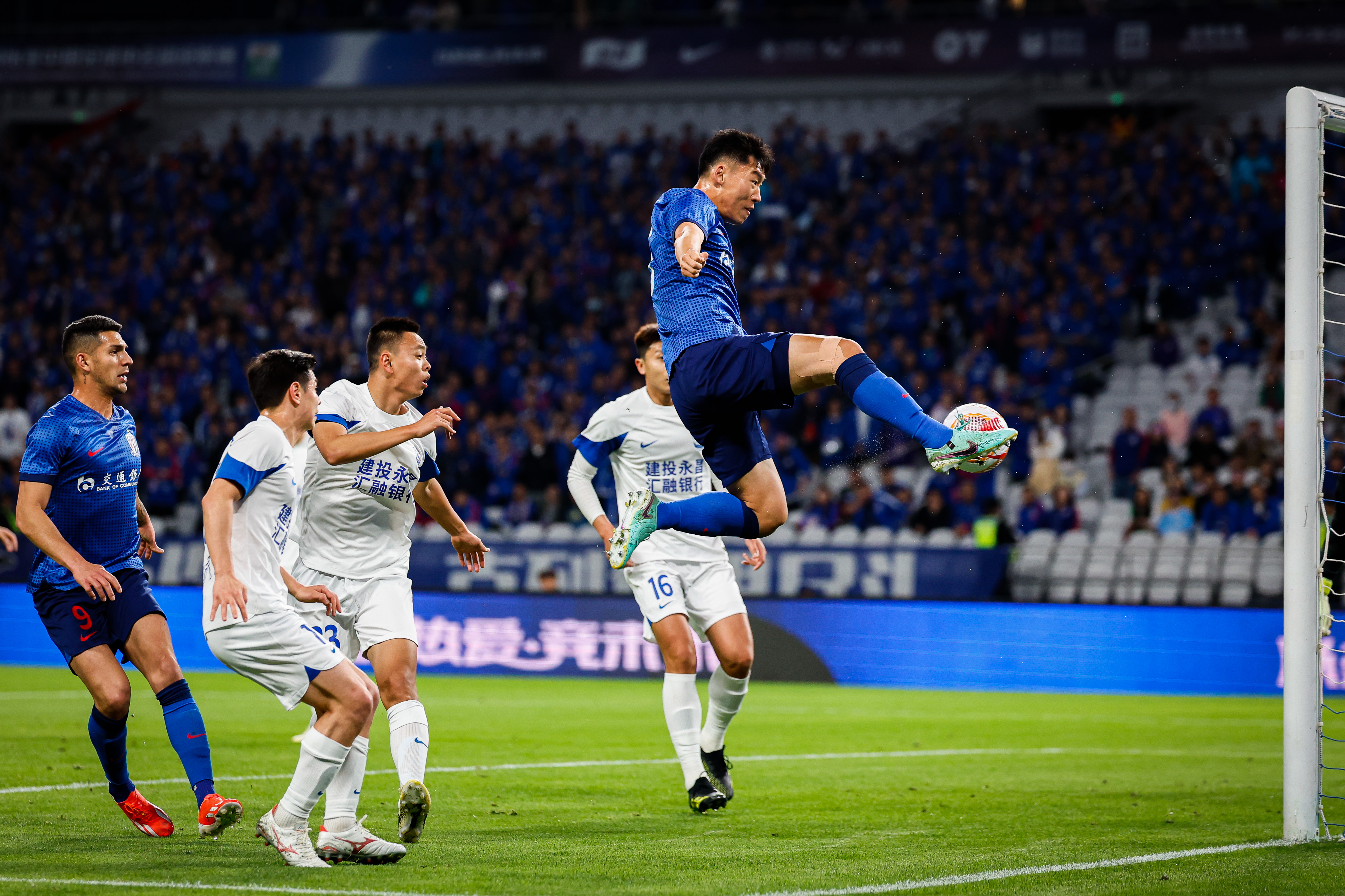 上海绿地申花主场大胜河南建业保持联赛不败的简单介绍 上海绿地申花主场大胜河南建业保持联赛不败的简单介绍