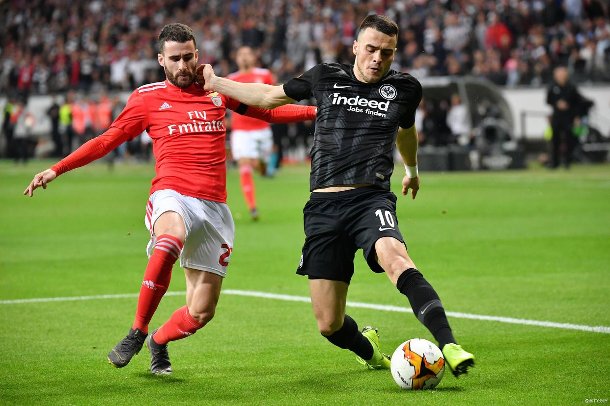 关于法兰克福主场艰难逼和，德甲保级压力山大的信息