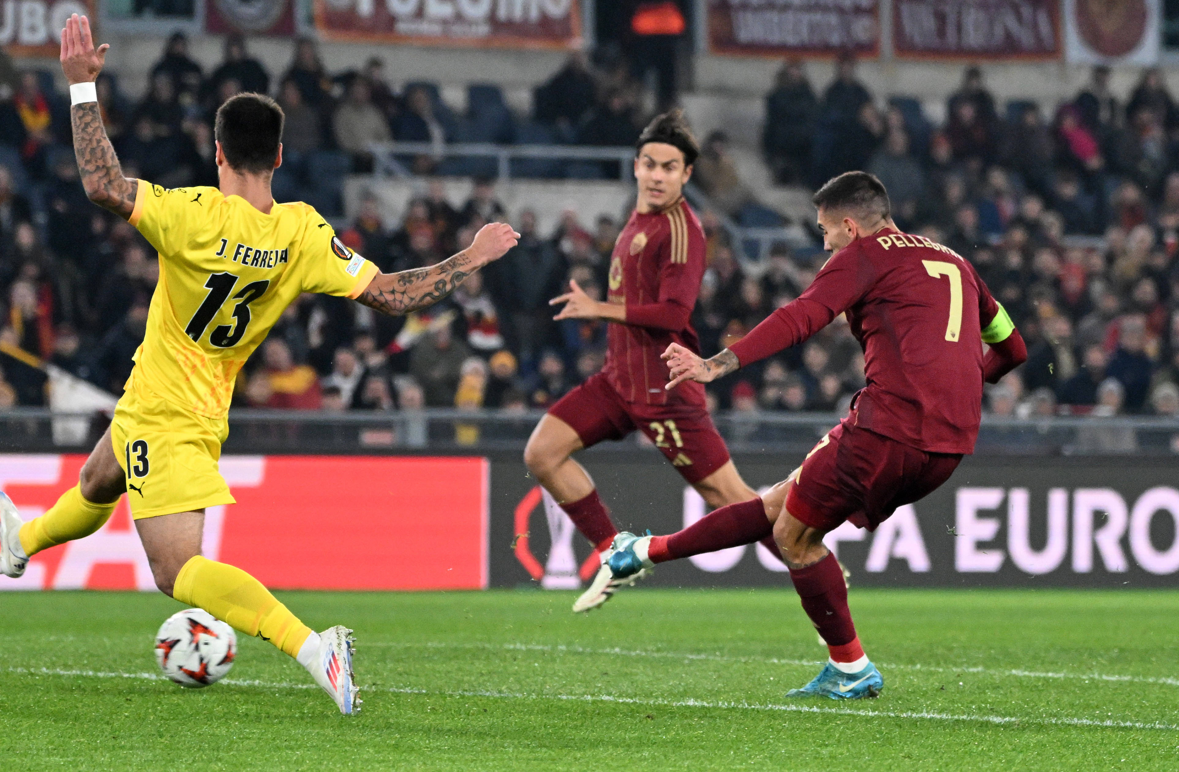 罗马凭借进攻火力战胜帕尔马：取得胜利