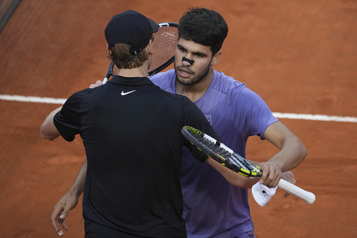 包含法网绝杀蒙特卡洛大师赛，阿尔卡拉斯统治全场的词条