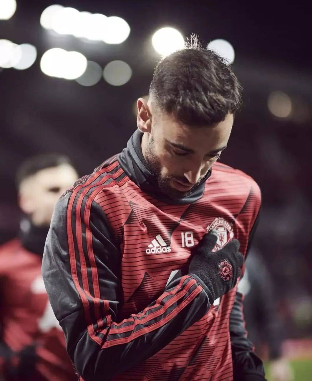 关于葡萄牙横扫巴西，布鲁诺·费尔南德斯打破历史纪录的信息