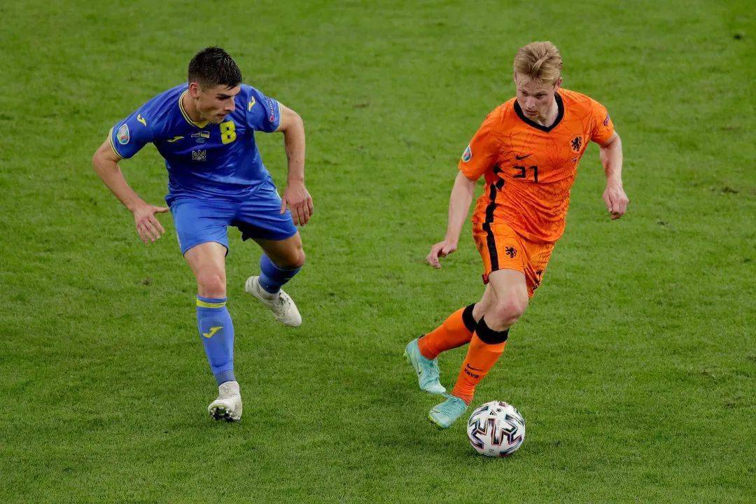 英格兰羽毛球队险胜韩国羽毛球队,安赛龙高光表现的简单介绍 英格兰羽毛球队险胜韩国羽毛球队,安赛龙高光表现的简单介绍