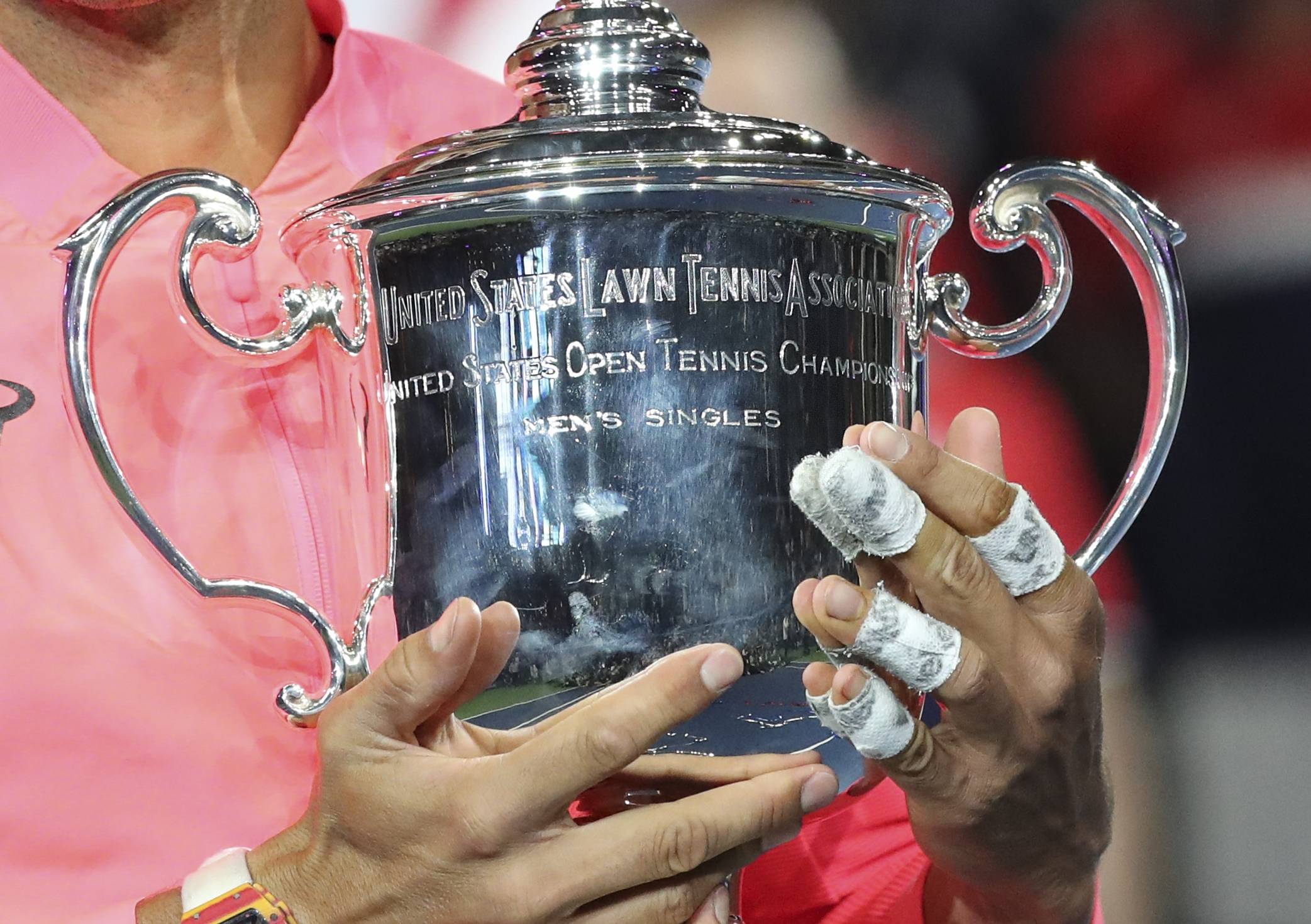 法国网球队横扫德国网球队，纳达尔制霸全场