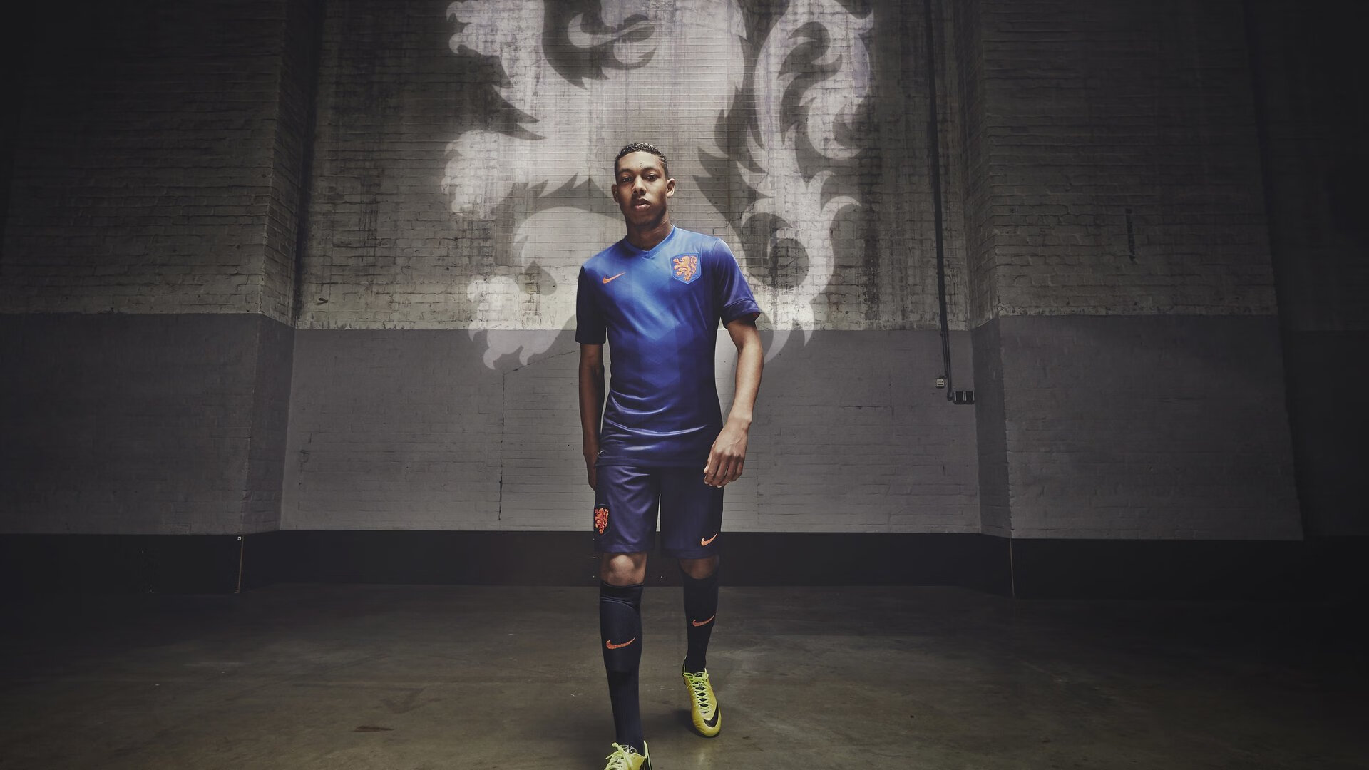 联合杯力克年终总决赛，辛纳高光表现书写网球新篇