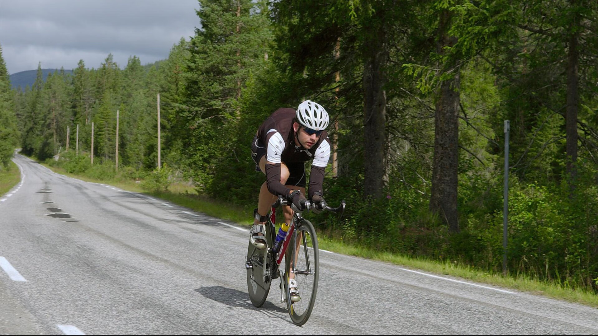孤胆英雄的史诗，纳达尔澳网逆转奇迹，扛起全队问鼎年终总决赛